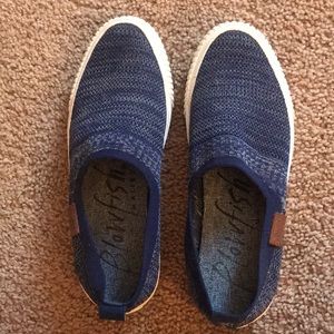 Blue, comfortable boutique shoes.